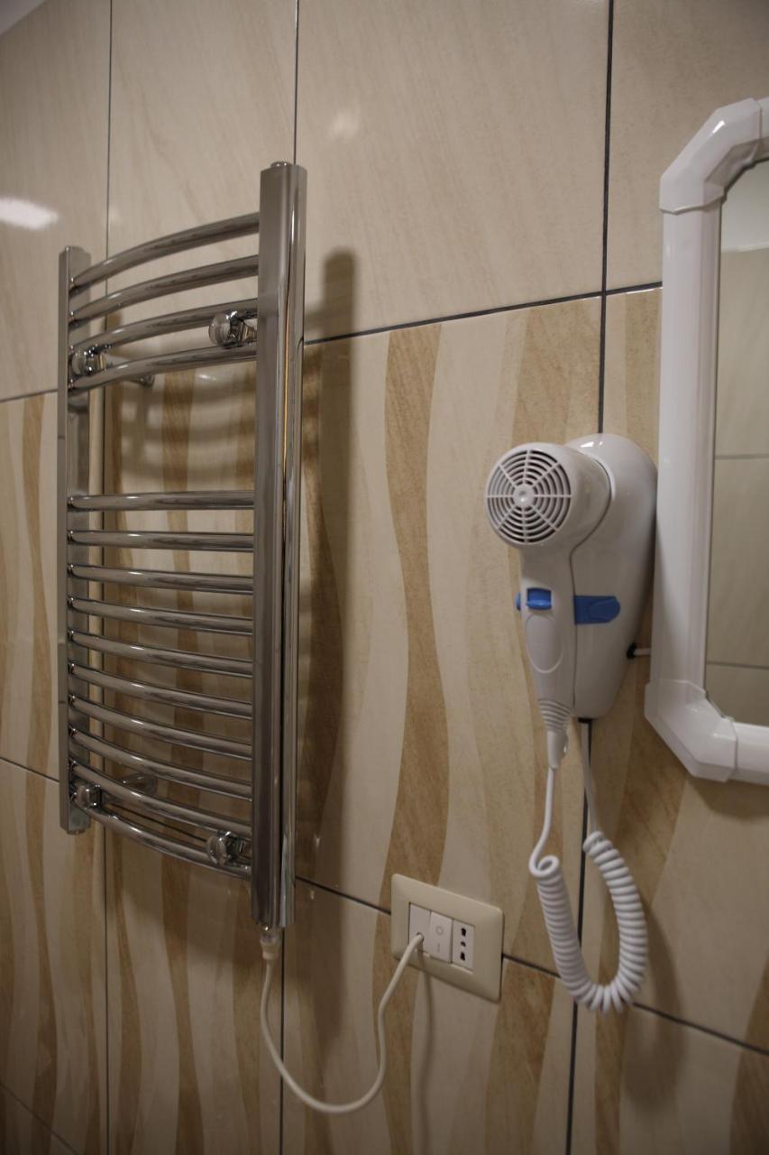 Giardino Sul Mare Apartment วีโบ วาเลนเซีย ภายนอก รูปภาพ